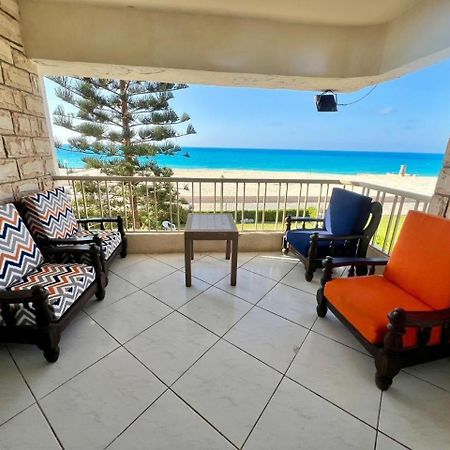 Beachfront Chalet In Green Beach, North Coast Villa El Alamein Exterior foto